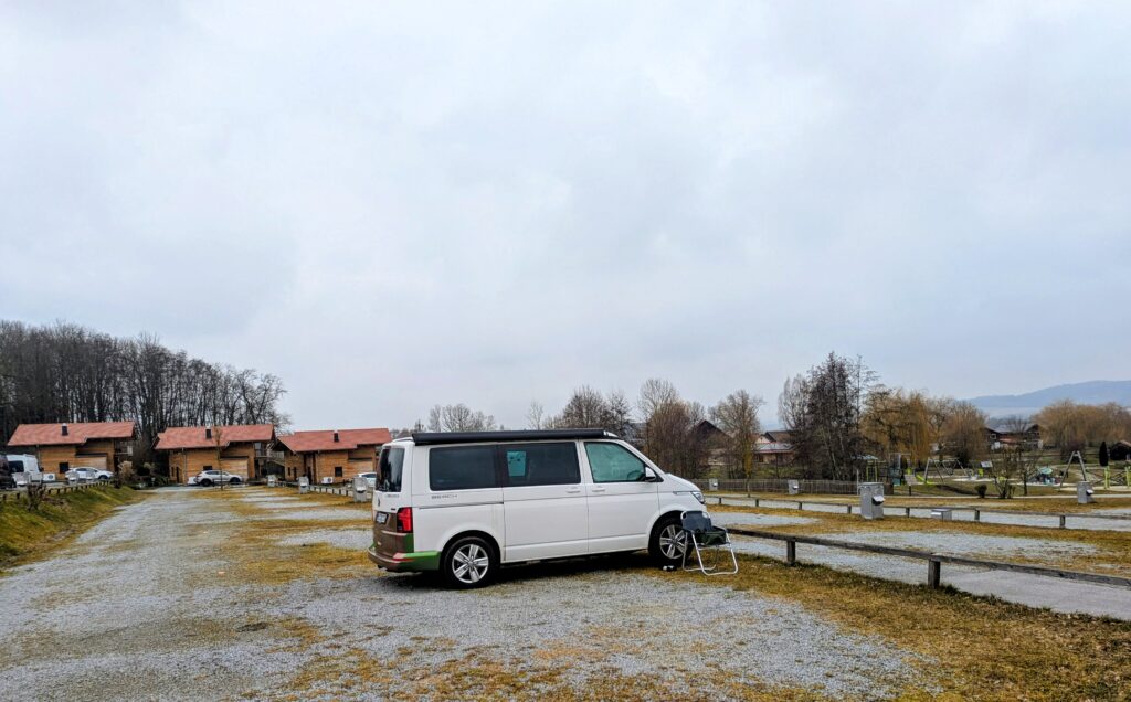 Bayerbach - Winter Camping (2 Nächte) Pxl 20250215 0952564552 1024x636